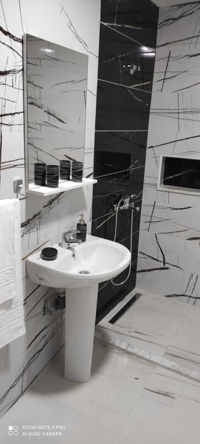 Idealhouse Apartments Ulcinj Eksteriør bilde