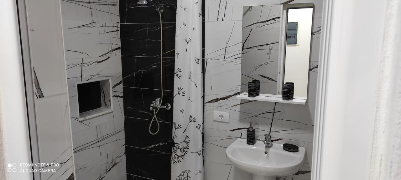 Idealhouse Apartments Ulcinj Eksteriør bilde