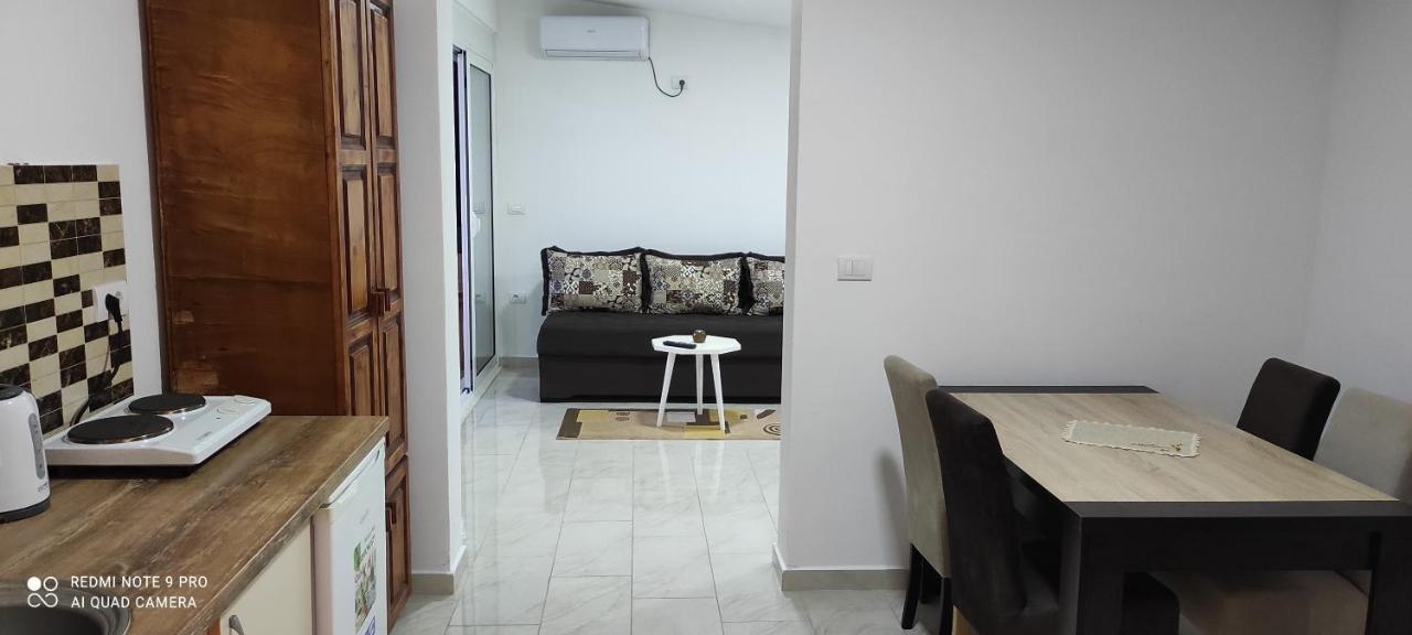 Idealhouse Apartments Ulcinj Eksteriør bilde